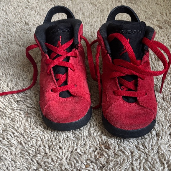Jordan Kids Red and Black Sneakers - Picture 1 of 3